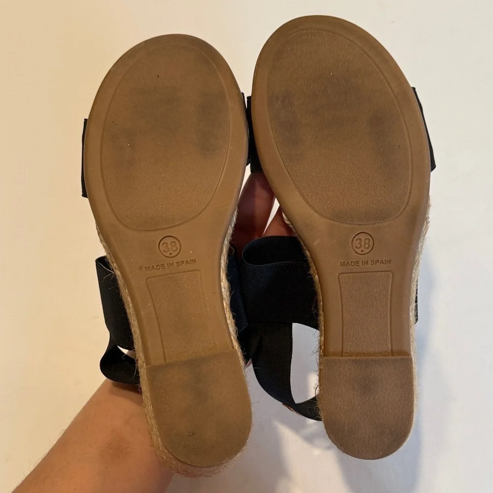 Stylish Black and Tan Sandals